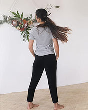 Load image into Gallery viewer, Davy Piper The Katharine Ribbed Bamboo Cropped Joggers with Pockets (Black, X-Large)

